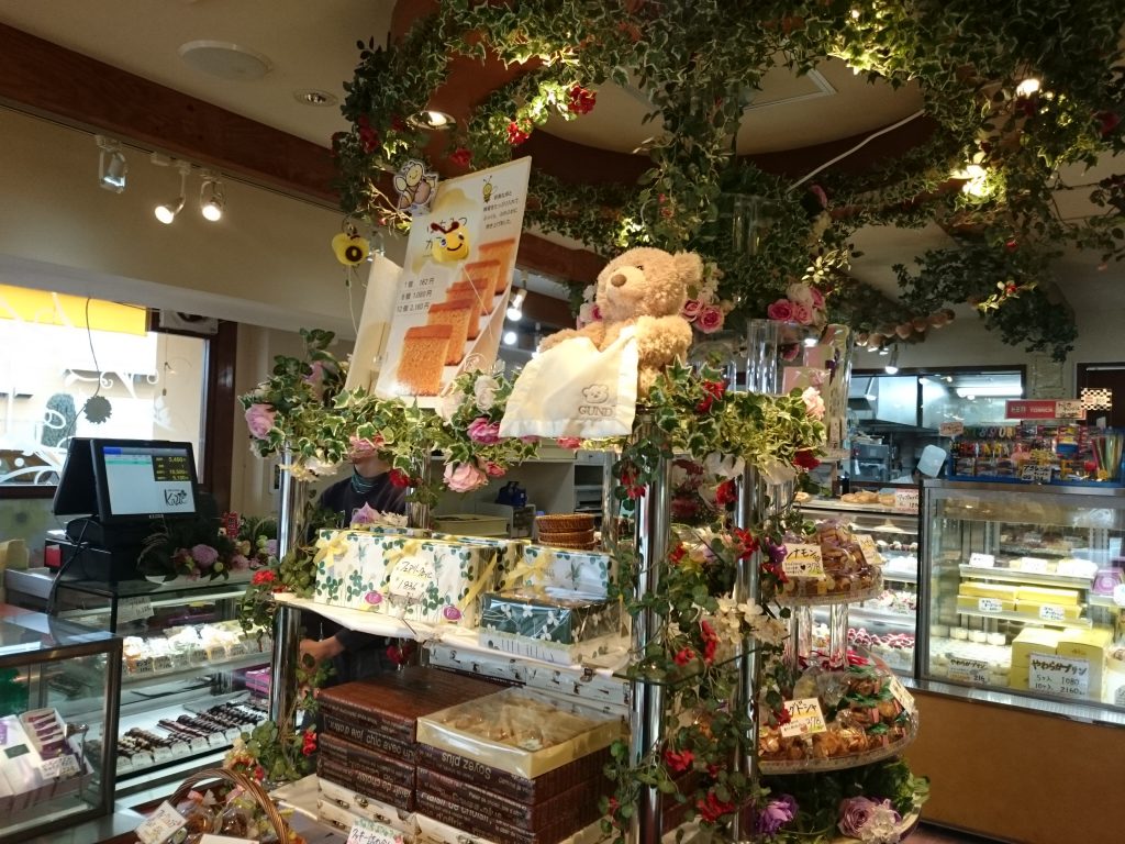 地元で人気！お菓子のお店　Ｋａｚｕ　宝塚中山寺