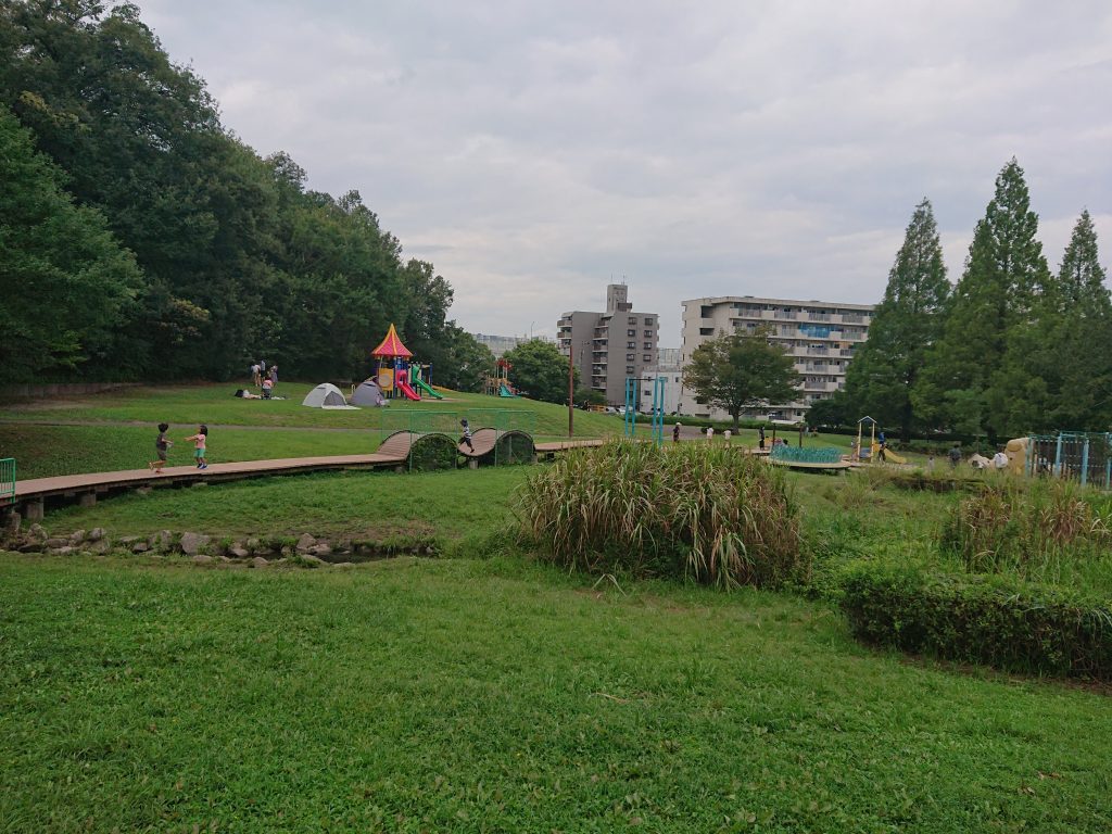 名古屋市『牧野ヶ池緑地』名古屋市名東区大型遊具、広い芝生お勧め公園