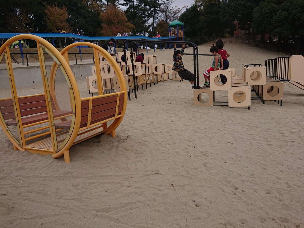 サリオパーク祖父江の木曽川祖父江緑地、冒険広場で遊具遊び　砂丘　おススメ