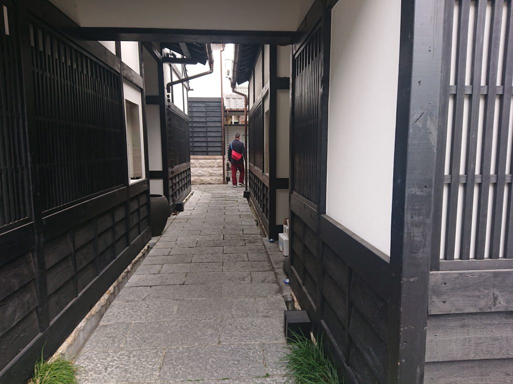 名古屋駅から徒歩で四間道(しけみち)の町並み散策　江戸　おすすめ名古屋観光